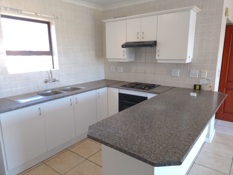 2 Bedroom Property for Sale in Pine Acres Western Cape